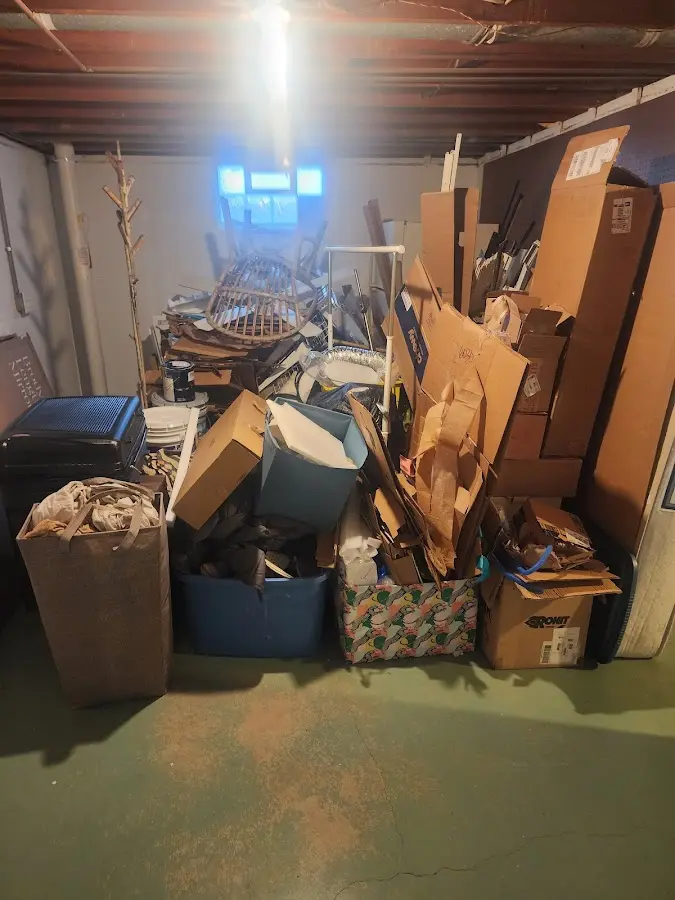 Roll-off dumpster container at job site for 20 Yard Dumpster Rental in Sammamish